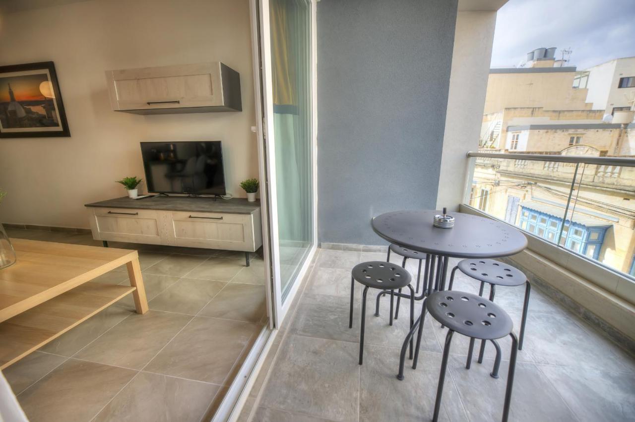 Bright And Beautifully Furnished Close To Seafront Bfra1-2 *