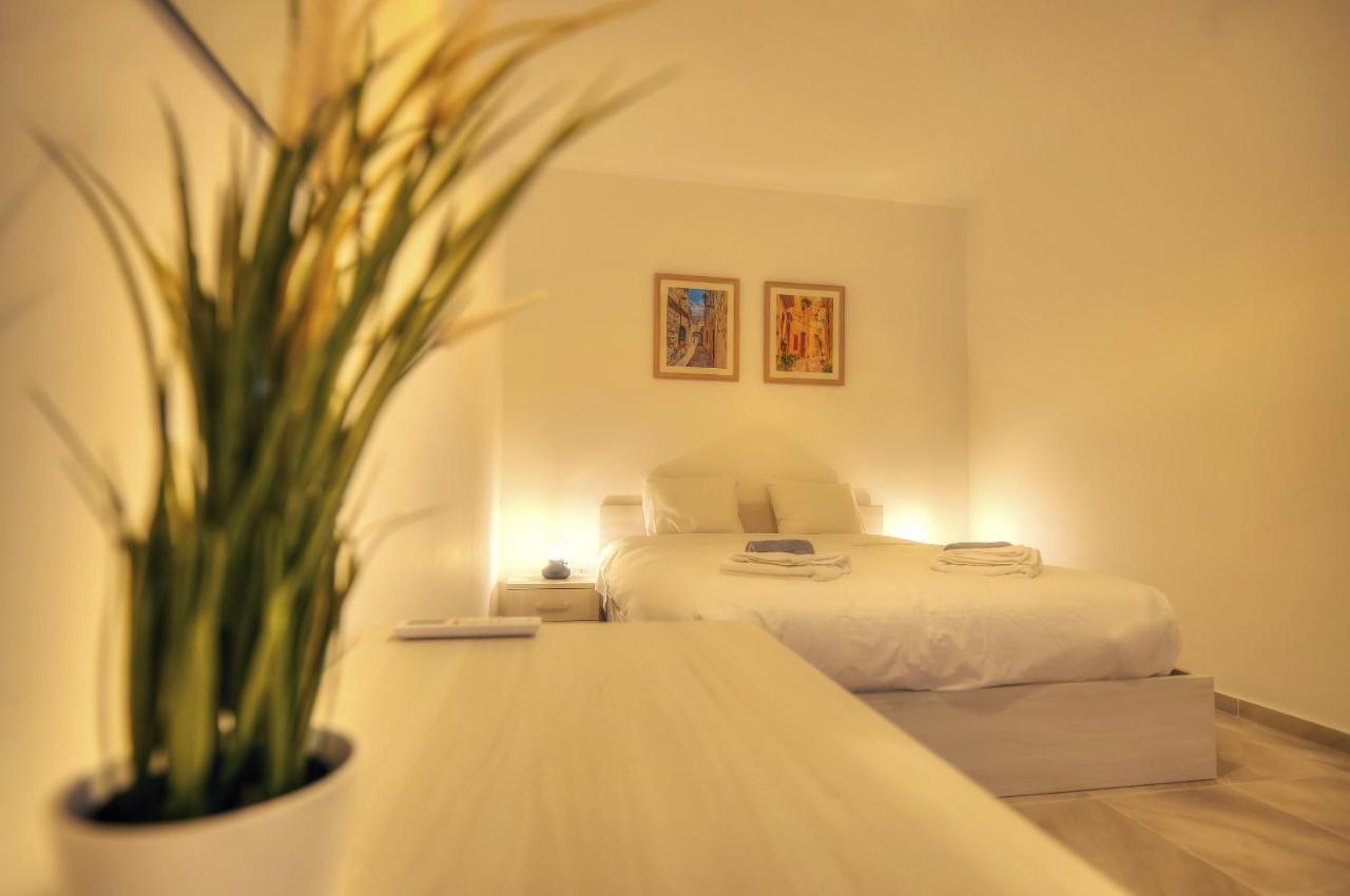 Bright And Beautifully Furnished Close To Seafront Bfra1-2 Apartment *