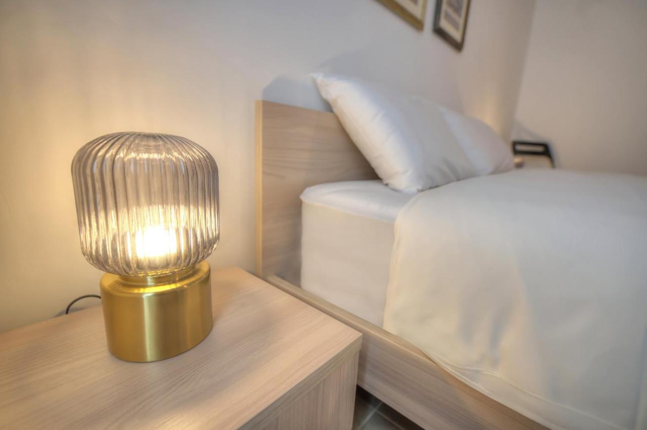 Bright And Beautifully Furnished Close To Seafront Bfra1-2 * Gzira